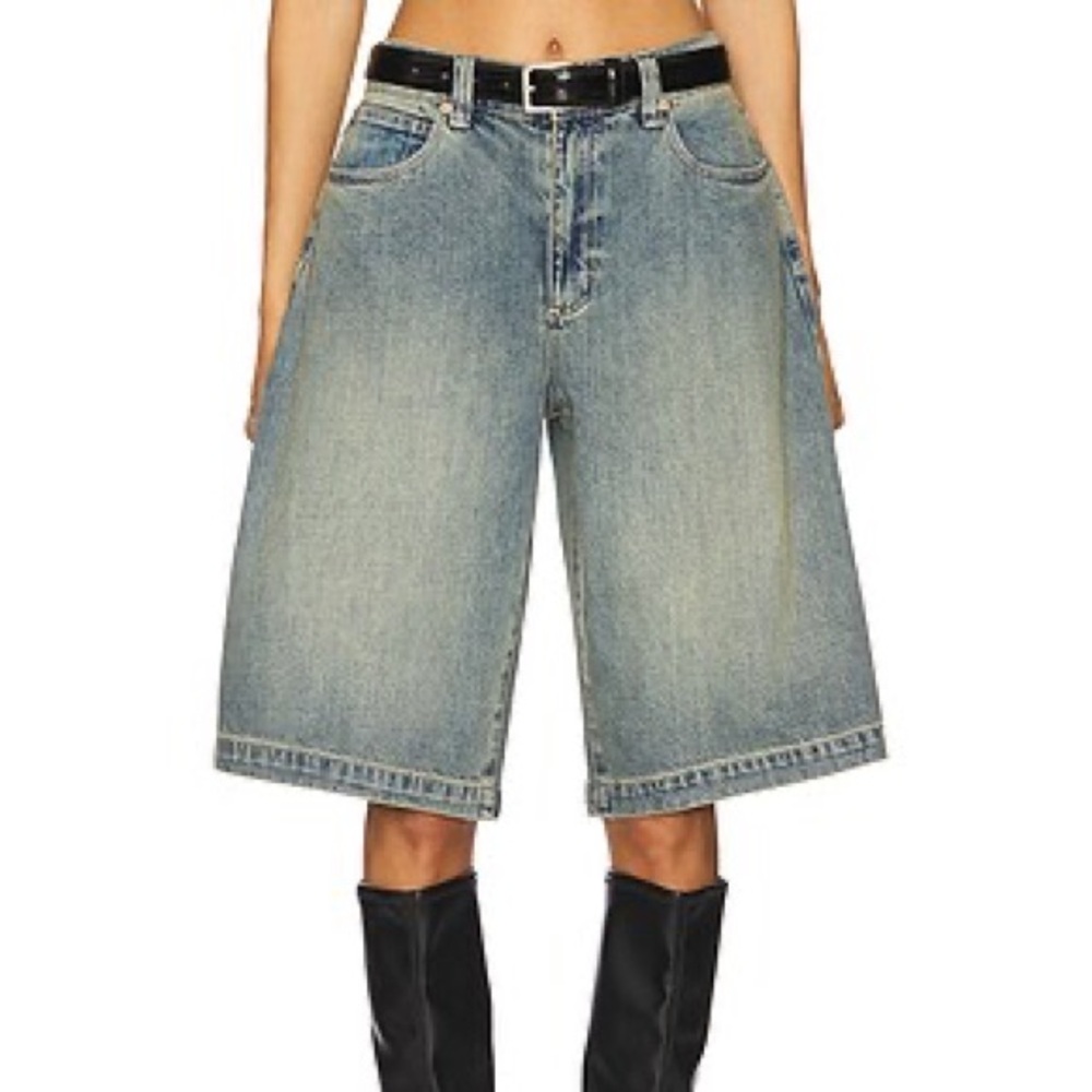 Revolve Abrand 95 Super Baggy Jort in Tint Dark Blue in Tint Dark Blue Size 25